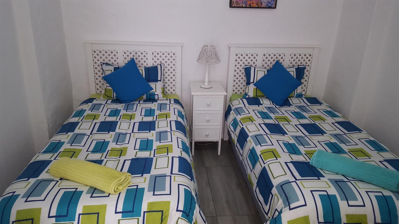 Blu Bed & Breakfast พอร์ตเอลิซาเบธ ภายนอก รูปภาพ